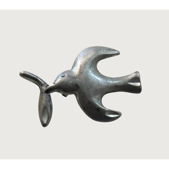 Peace Dove Lapel Pin Brushed Silver Finish 0.75 Inch Clutch Back Bird Branch - Picture 1 of 5
